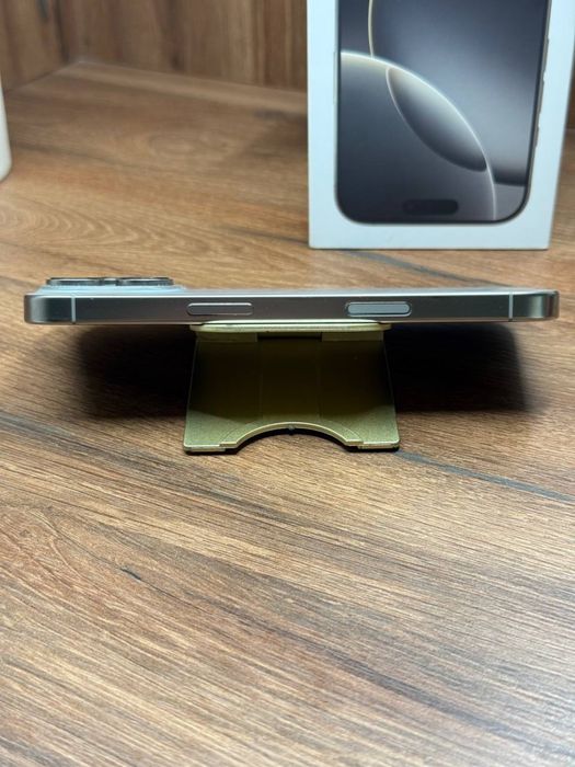 Apple iphone 16 Pro Neverlock акб-93%