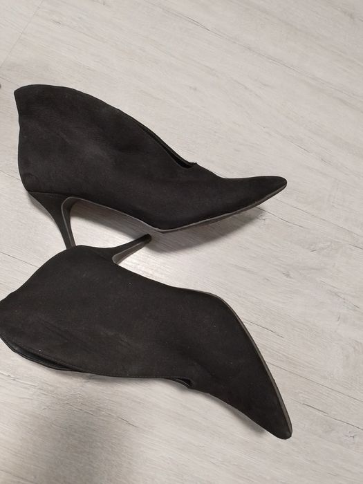 Ботильйони жіночі