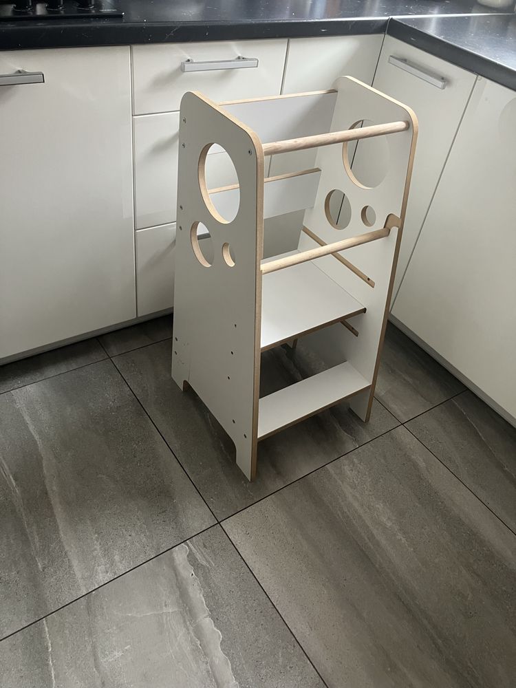 Help kitchen podest do kuchni