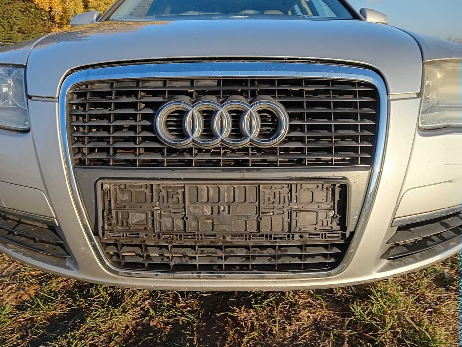 Audi A6 C6 maska srebrna LY7W