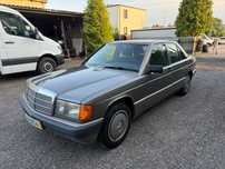 Mercedes-Benz W201 (190) Unikatowy Mercedes 190 2.0 Benzyna Automat Szyberdach Hak