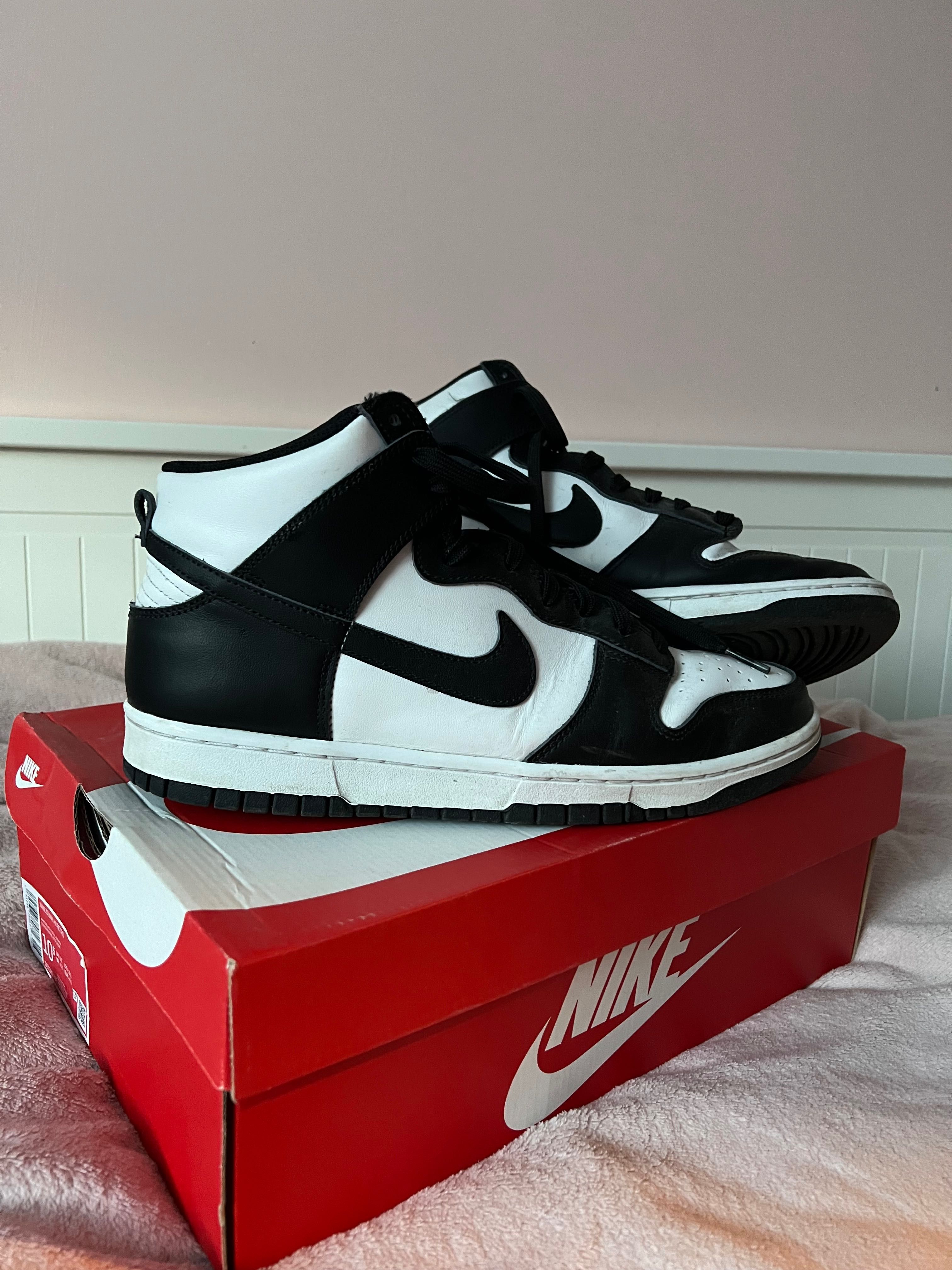 Nike dunk panda high