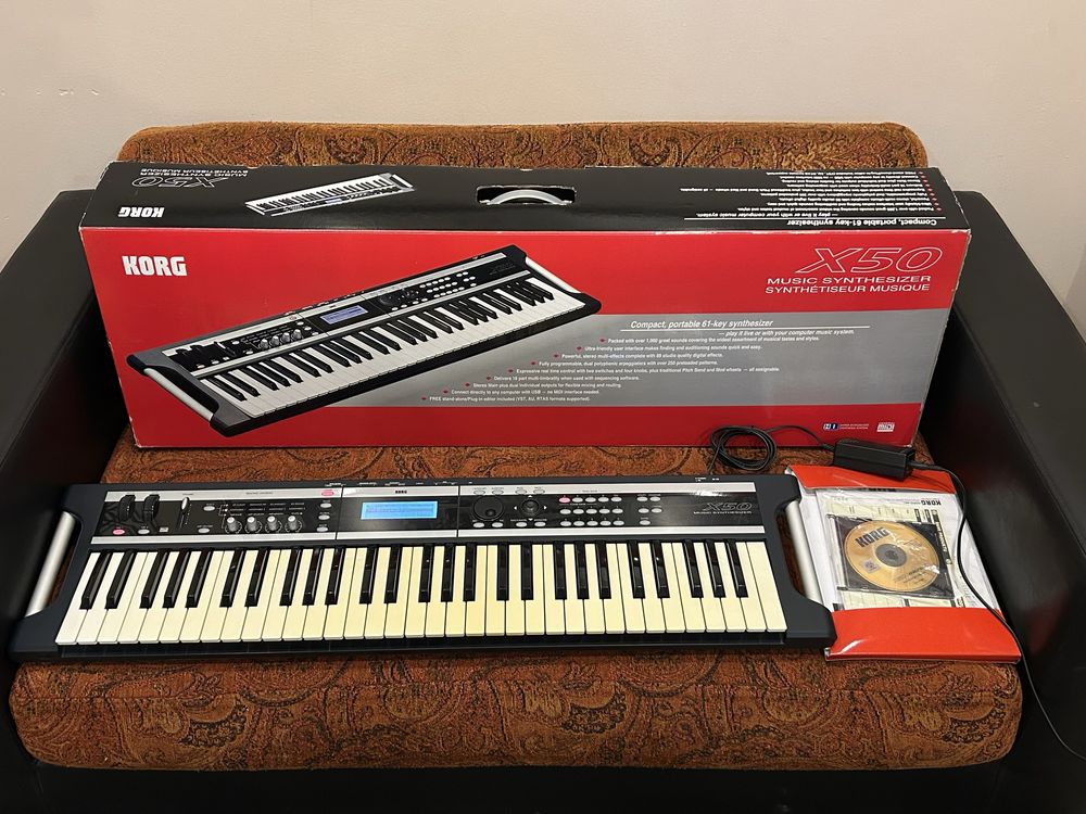 Korg X50 syntezator