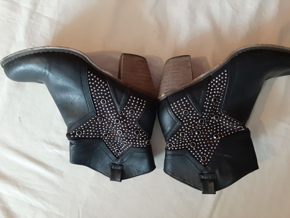 kowbojki damskie, botki, czarne