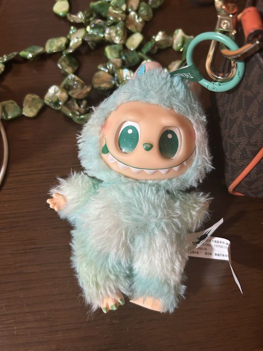 Іграшка LABUBU, від POP MART, колір Serenity