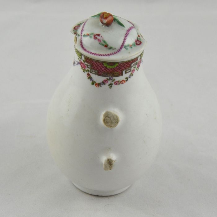 Leiteira com tampa em porcelana Companhia das Índias – séc. XVIII