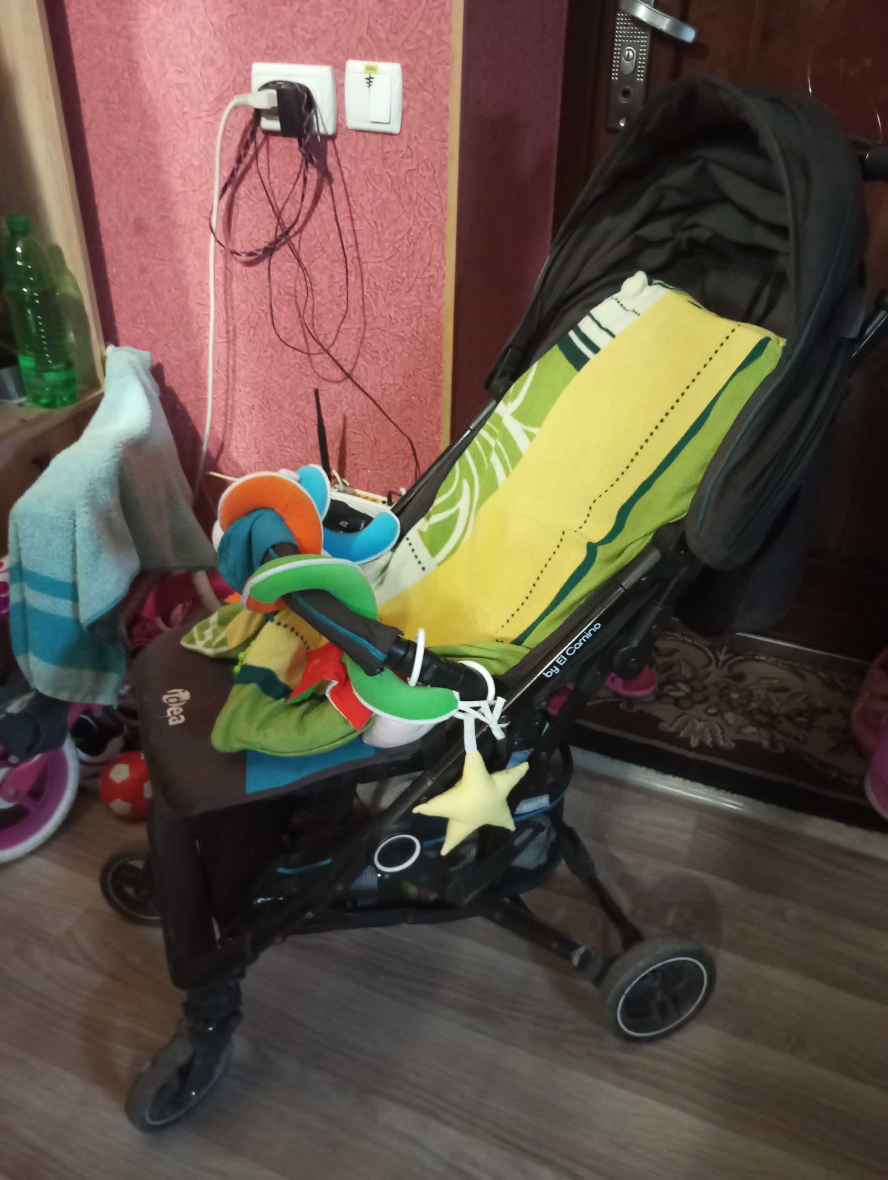 Дитячий візок легкий у використані