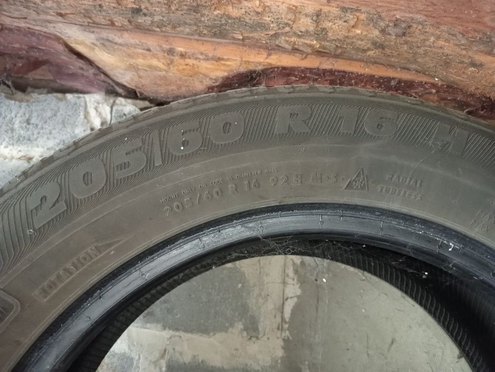 Авто Шина Semperit Master-Grip 2 205/60 R16 92H легкова нові Зимові