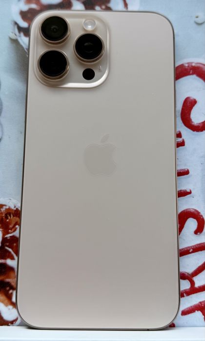 Продам Айфон 16 pro max 256gb gold IPhone в ідеальному стані