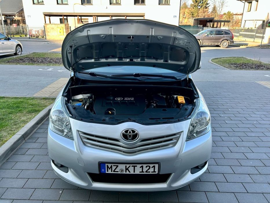 Toyota Verso 1.6 Benzyna 132KM! 2010r! 178tys przebiegu! 7 osobowa!