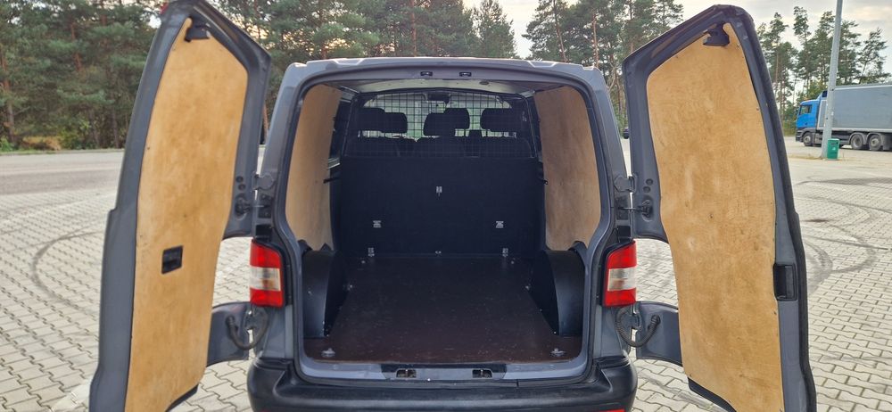 VW Transporter T5 long 2013r Faktura VAT 6cio osobowy