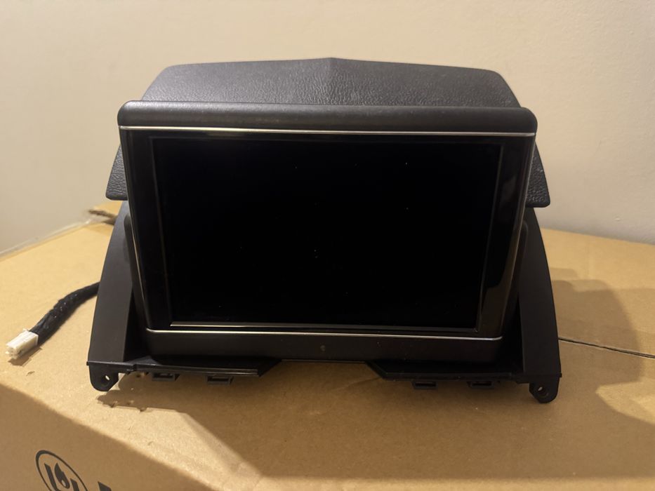 Radio Monitor Mercedes W204