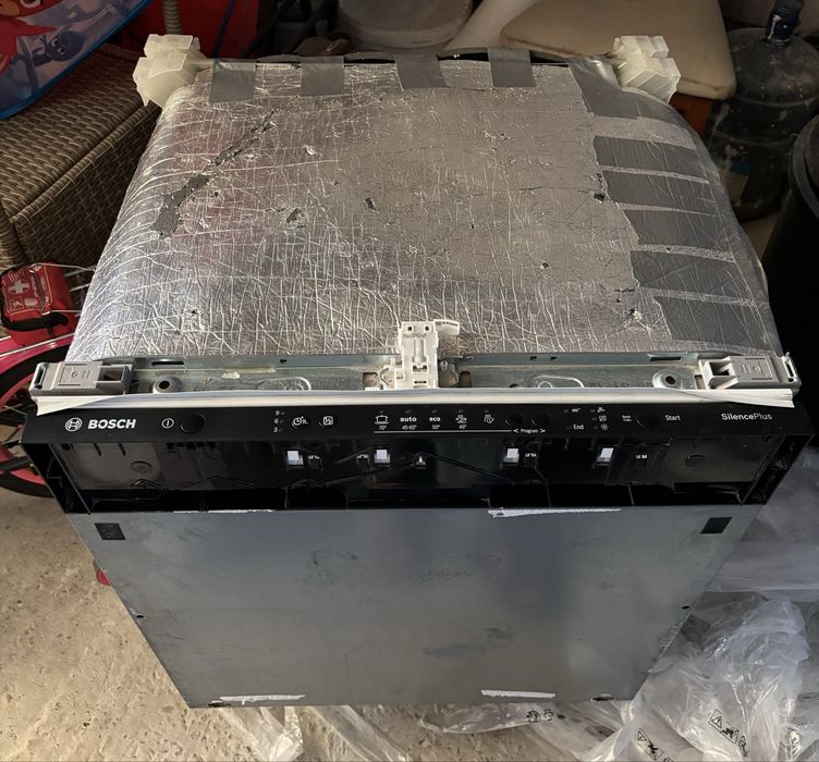Посудомийна машина BOSCH 60см, ZANUSSI 45см