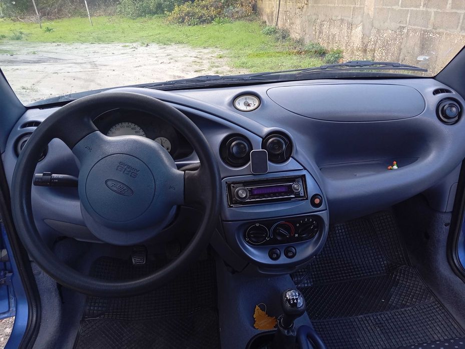 Vendo Ford Ka 1998