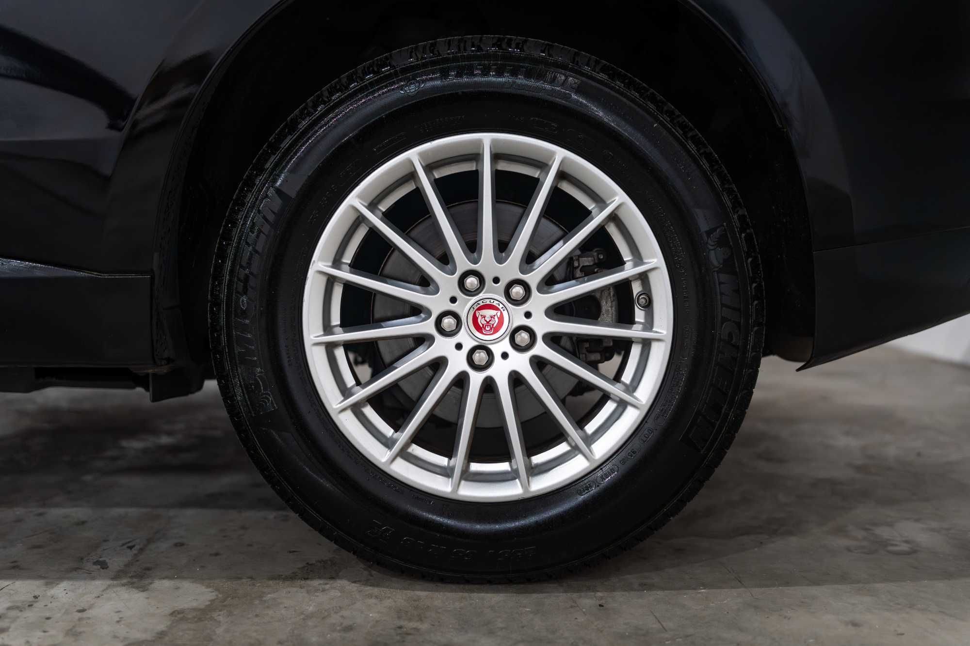 Jaguar F-Pace - 2.0 - Manual