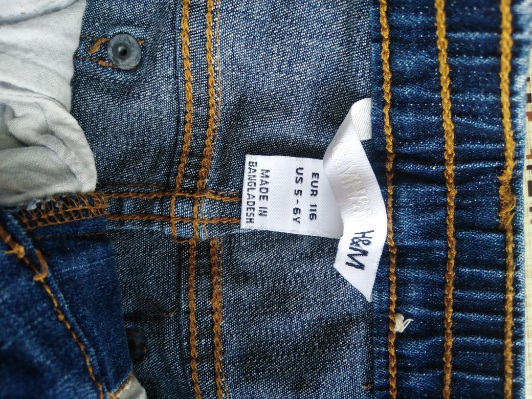Продам джинси на дівчинку H&M 116  5-6р