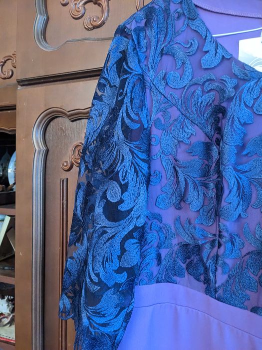 СУКНЯ нарядна  56 розмір , нове, фіолетове