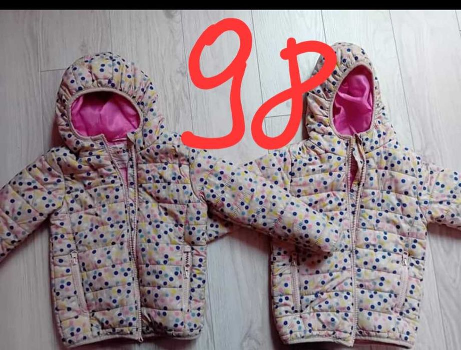 Sprzedam kurtki jesienne dla bliźniaczek w rozmiarze 98
