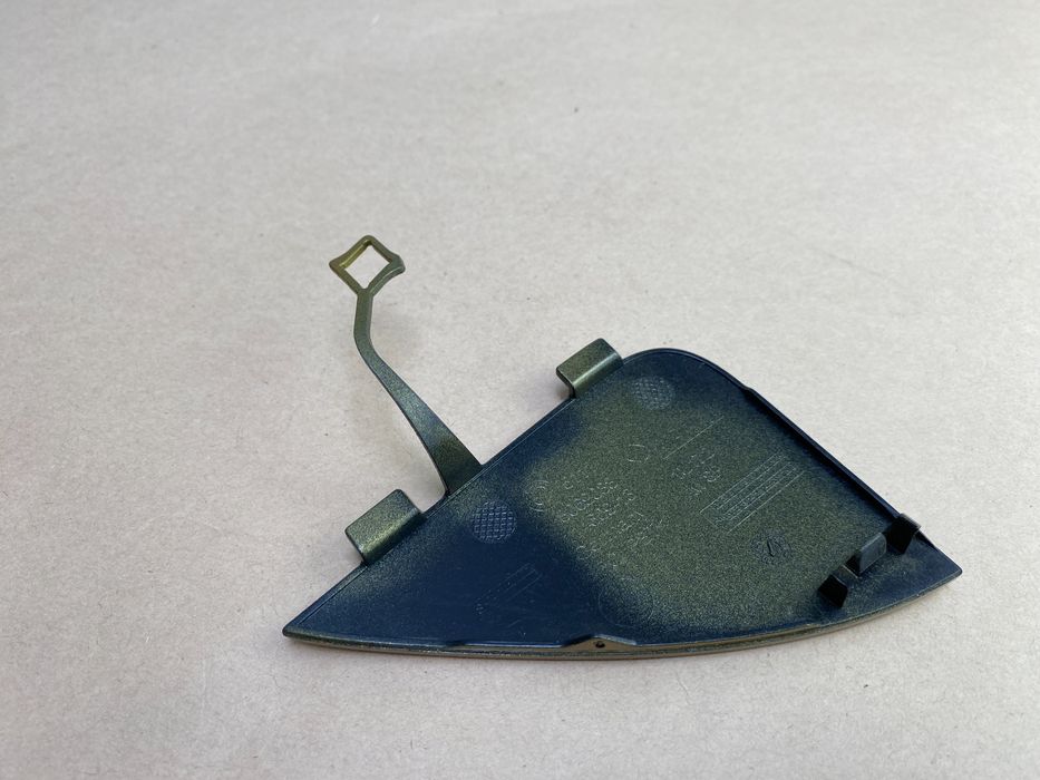 Zaślepka Haka Zderzaka Przód BMW X2 F39 M-PAKIET Ucha Holowniczego