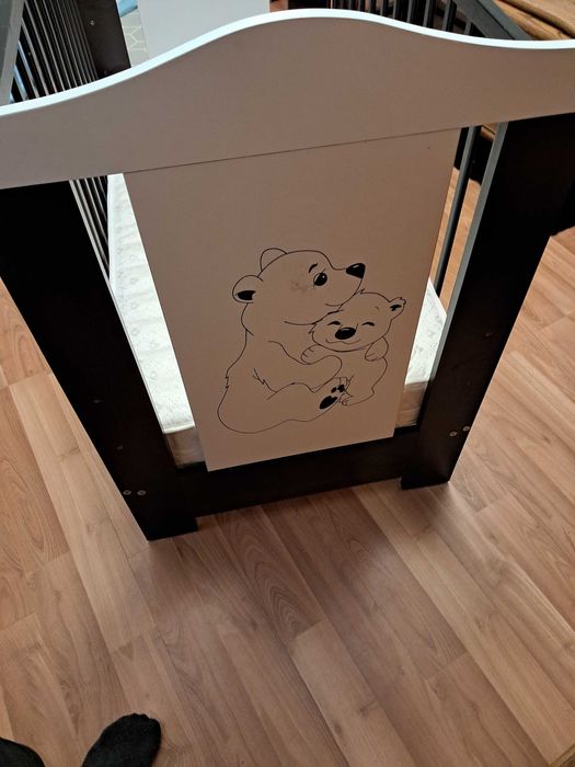 Pilnie sprzedam łozeczko drewniane