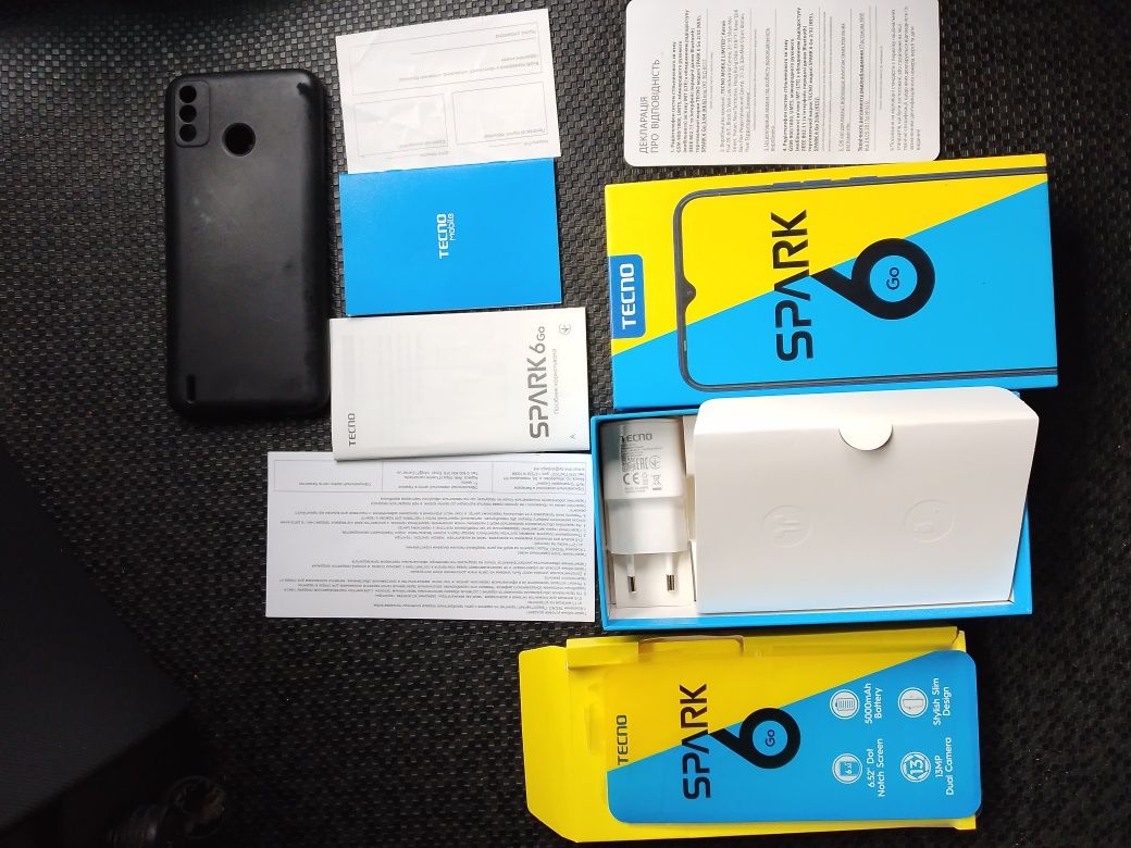 Смартфон TECNO SPARK Go6 3/64