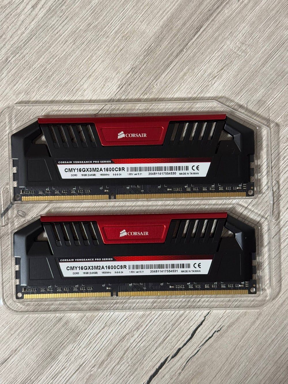 Оперативна памʼять Corsair Vengeance Pro DDR3 DIMM 16GB 1600MHz XMP