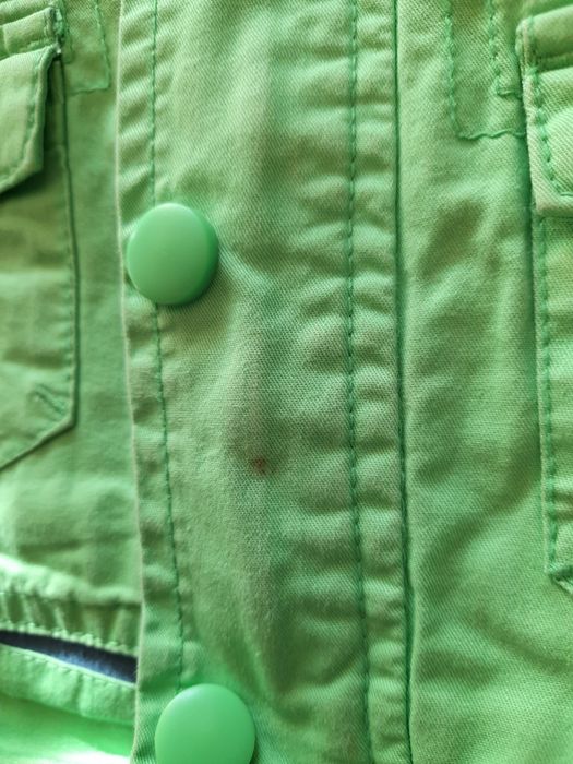 Kurtka wiosenna ze słoniem, żółwiem i myszką