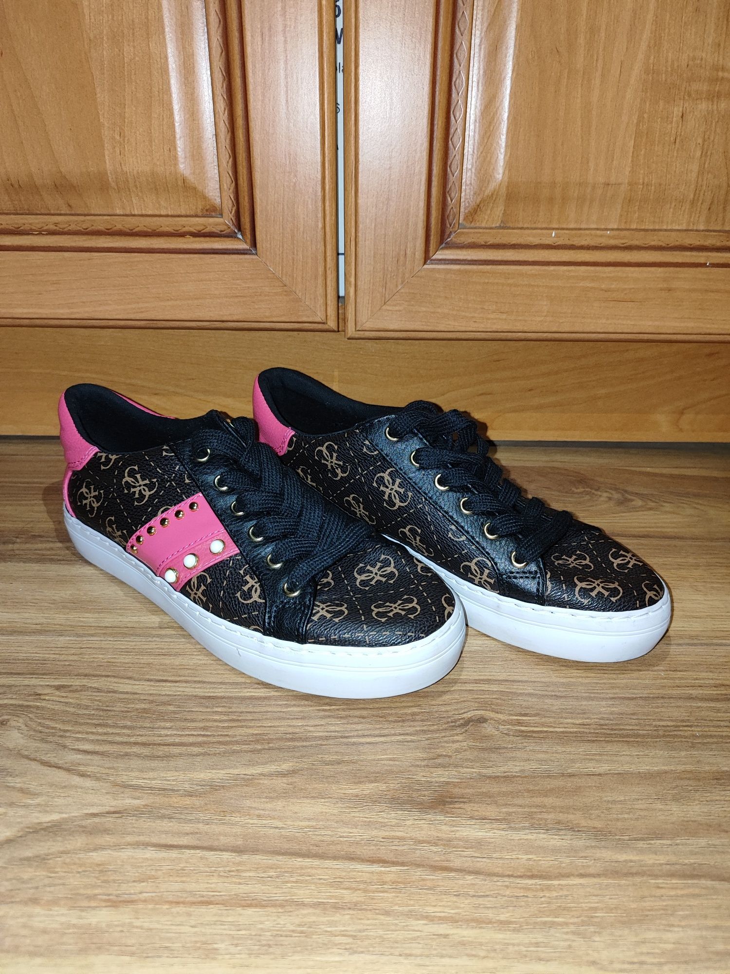 Guess Sneakersy Grassey5 FL7GR5 FAL12 Brązowe