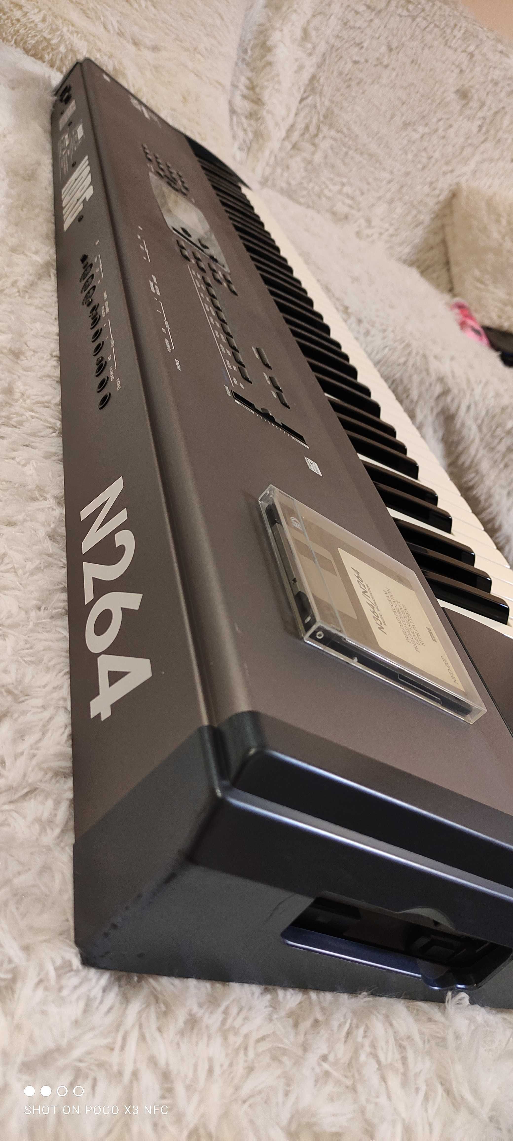 Korg N264 Syntyzator