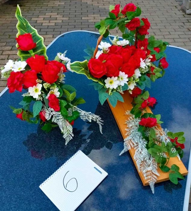 Różne Stroiki na cmentarz,na pomnik wazonu, róż, burgund,zieleń drewno