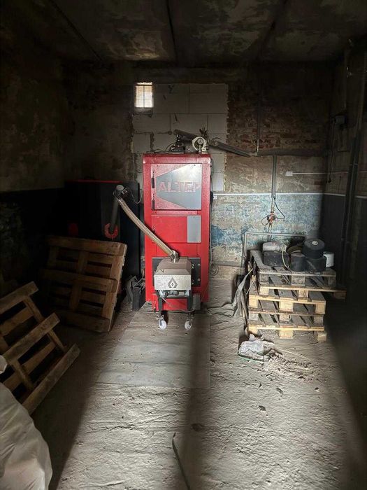 Від власника виробничо-складські припіщення