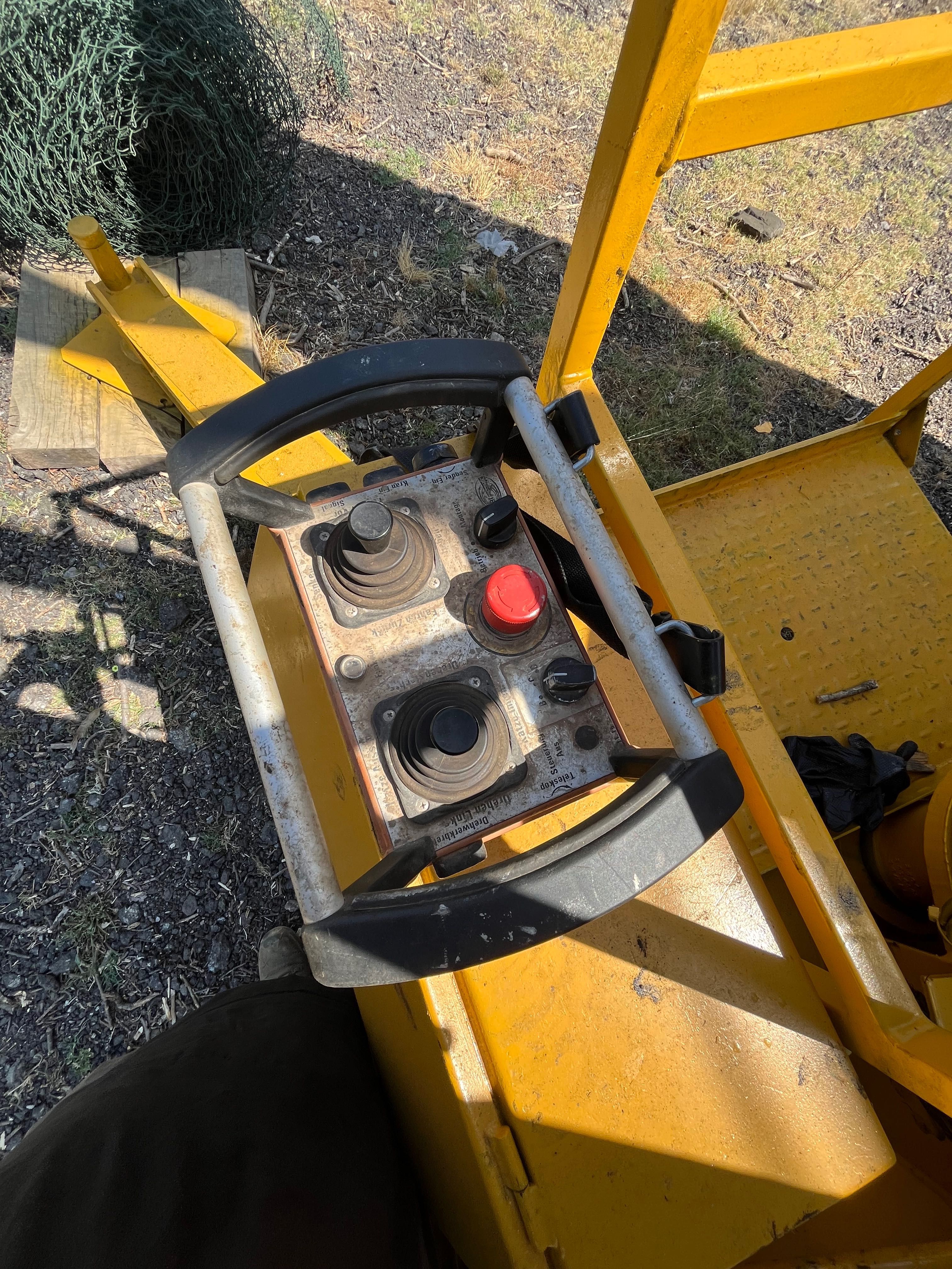 Grua automontante Potain hd32