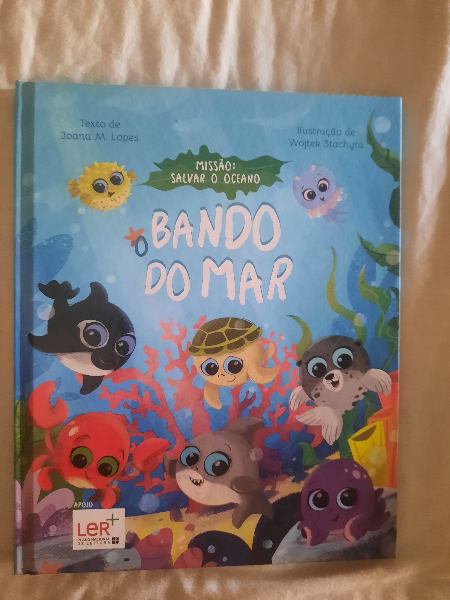 Novo. Sem uso. Portes de envio à  parte