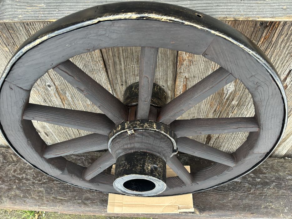 Stare koło drewniane od wozu PO RENOWACJI