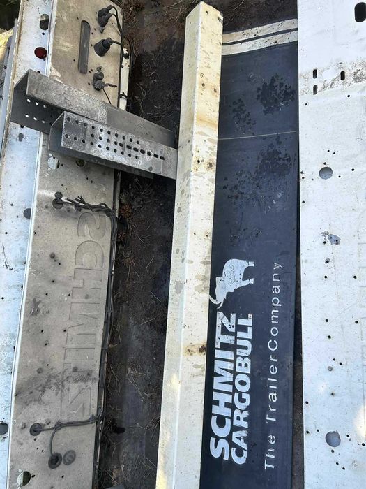 Zderzaki do naczepy schmitz,blacha lampy