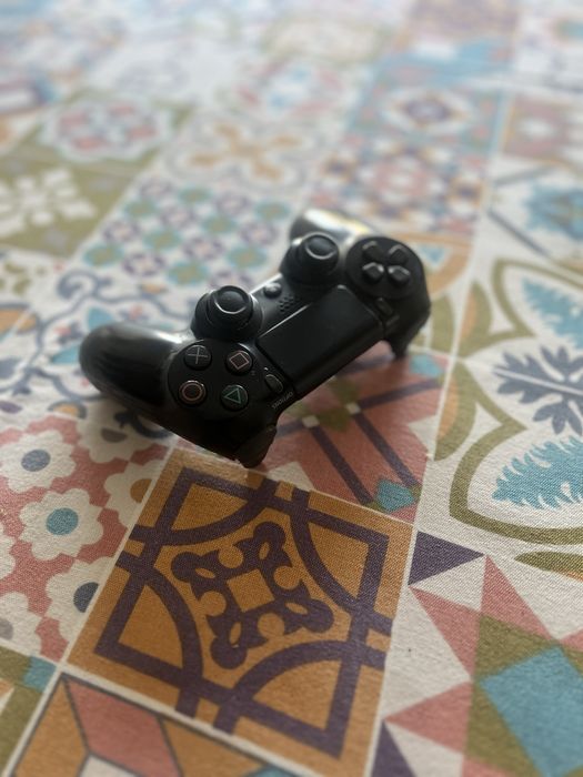 Playstation 4 Slim 1Tb
