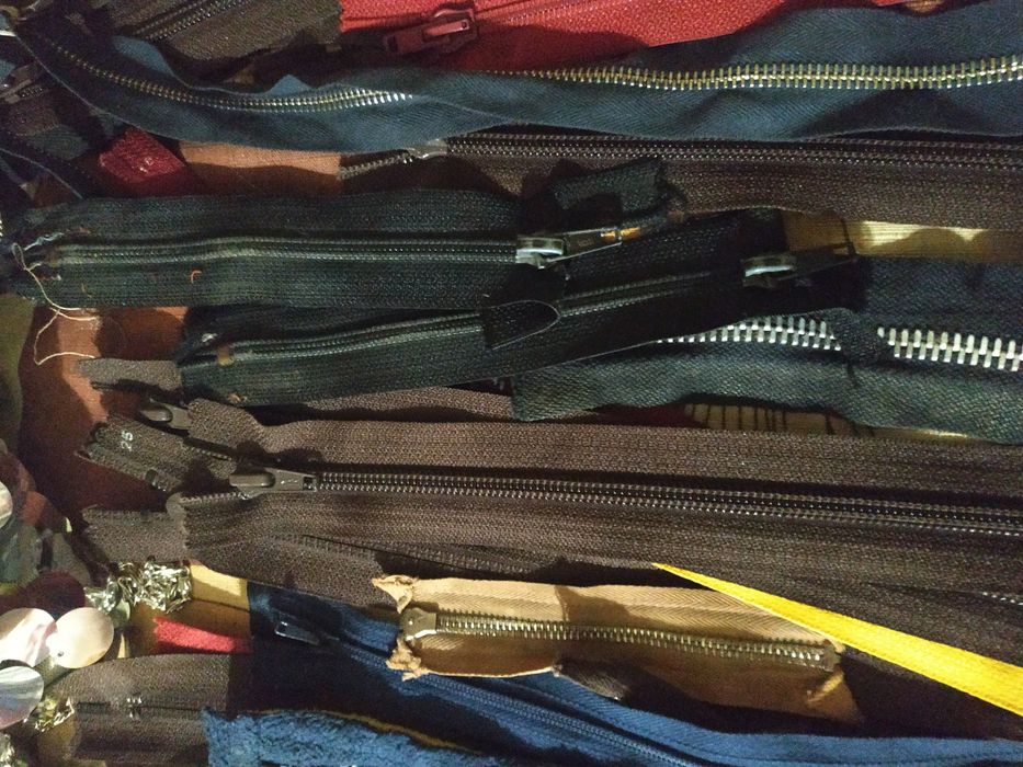 Замочки, різні нові і б/в