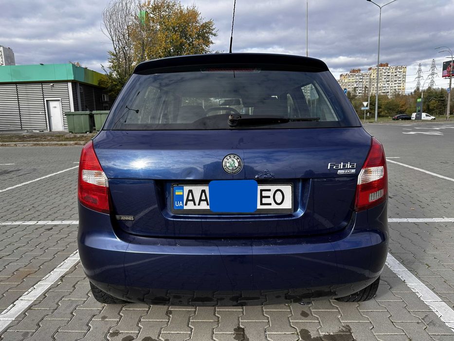 Продаю машину Skoda Fabia 1.4 дизель