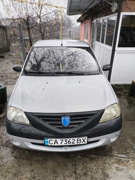 Авто в хорошому стані,їде техенько,справне