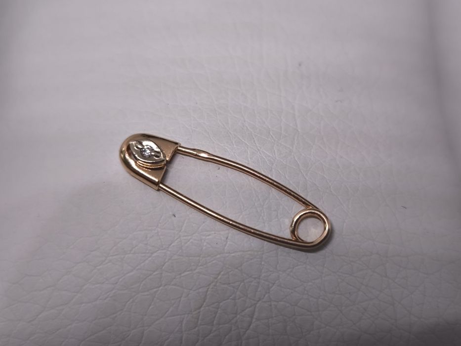 Булавка золотая. Вес0.71