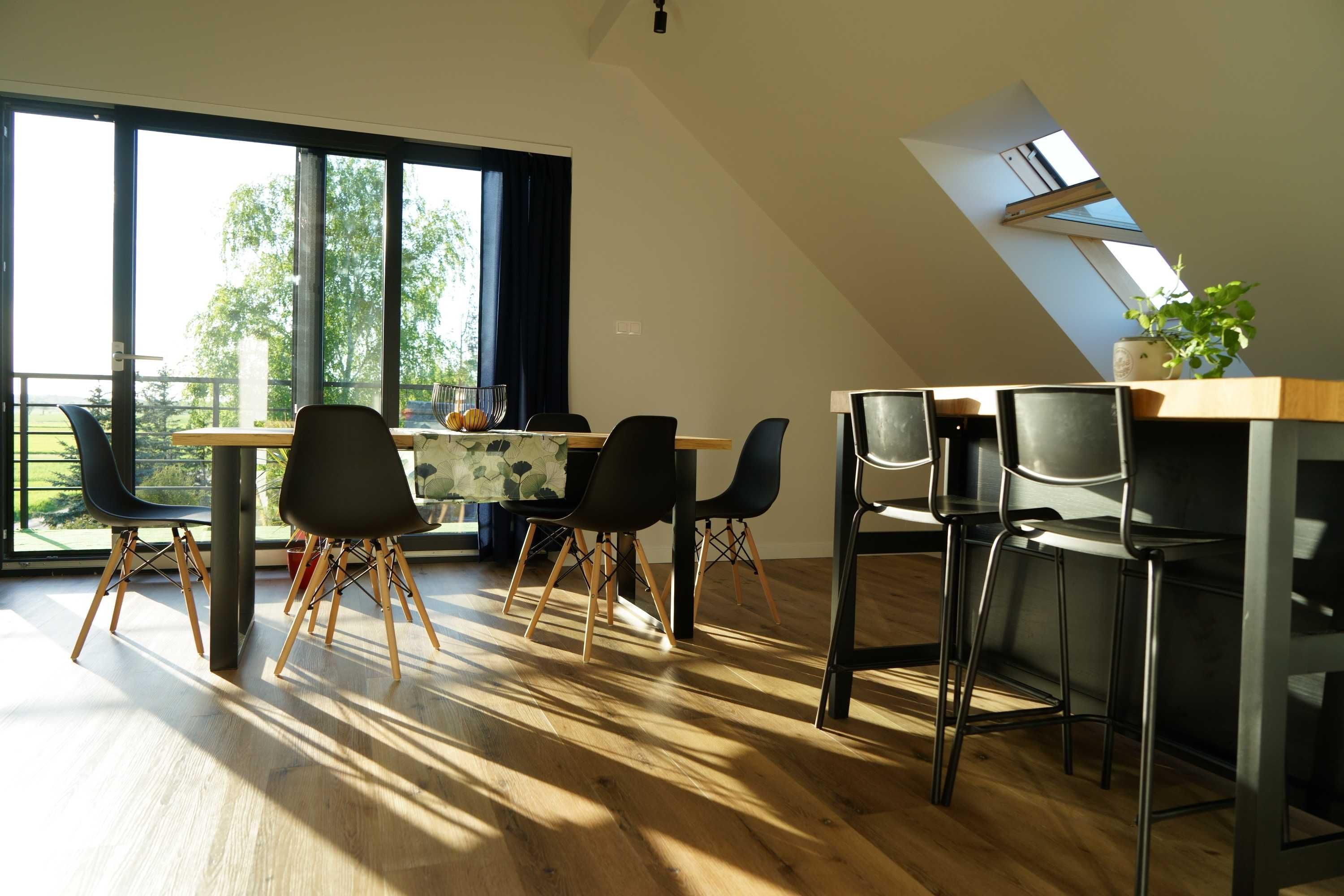 Domek do 12 osób, apartamenty, noclegi. Dęblin, Ryki, Stężyca.