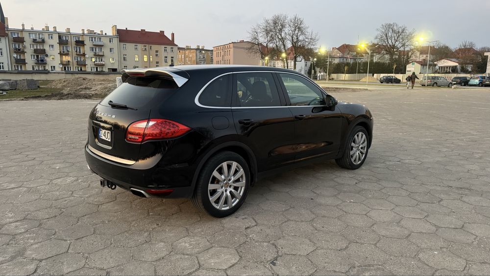 Porsche Cayenne 3.6 Platinum Edition bez pneumatyki