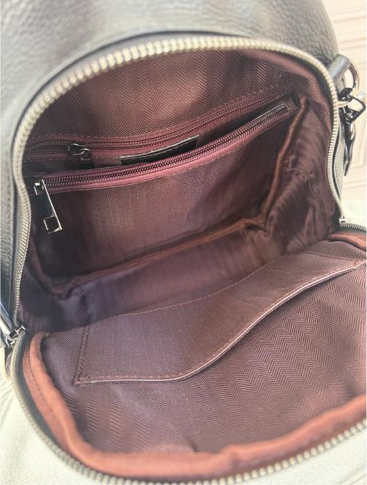 Стильний шкіряний рюкзак