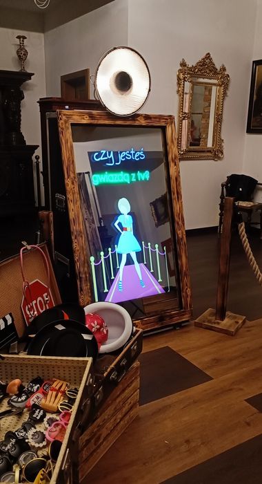 Fotobudka Retro Rustykalna Fotobudka 360 FotoLustro Napis  Love Miłość