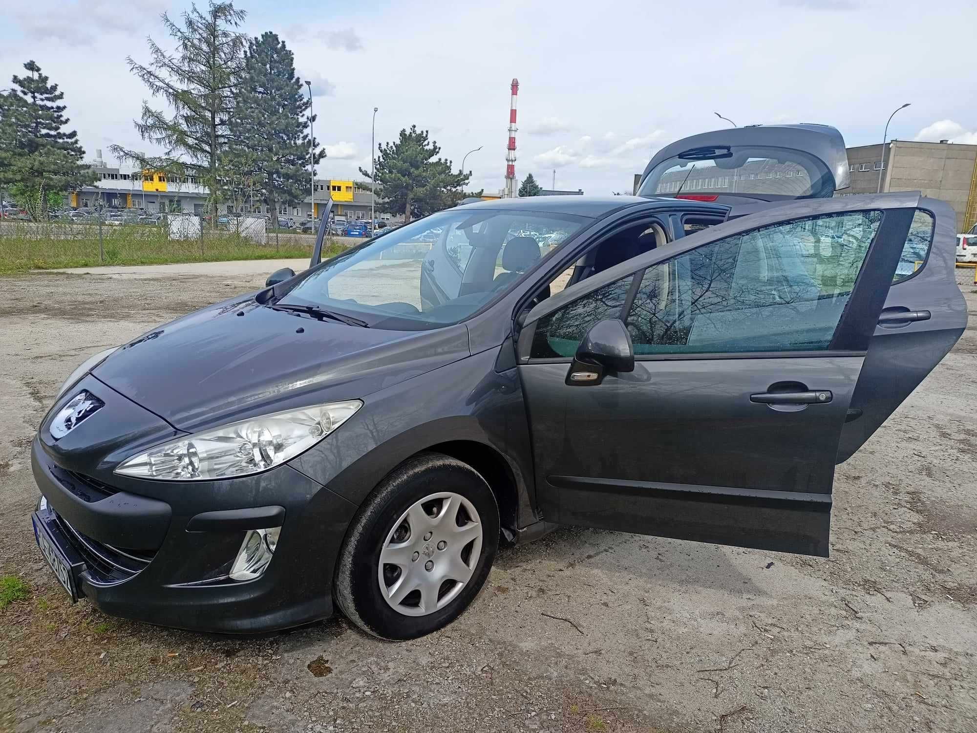 Peugeot 308  1.4 benzyna