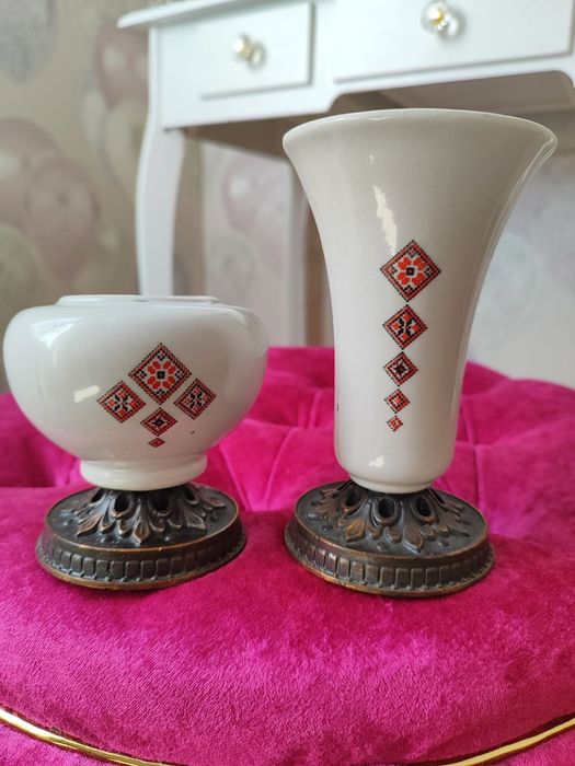 Підсвічник , свічник. Вазочка, ваза , бронза.