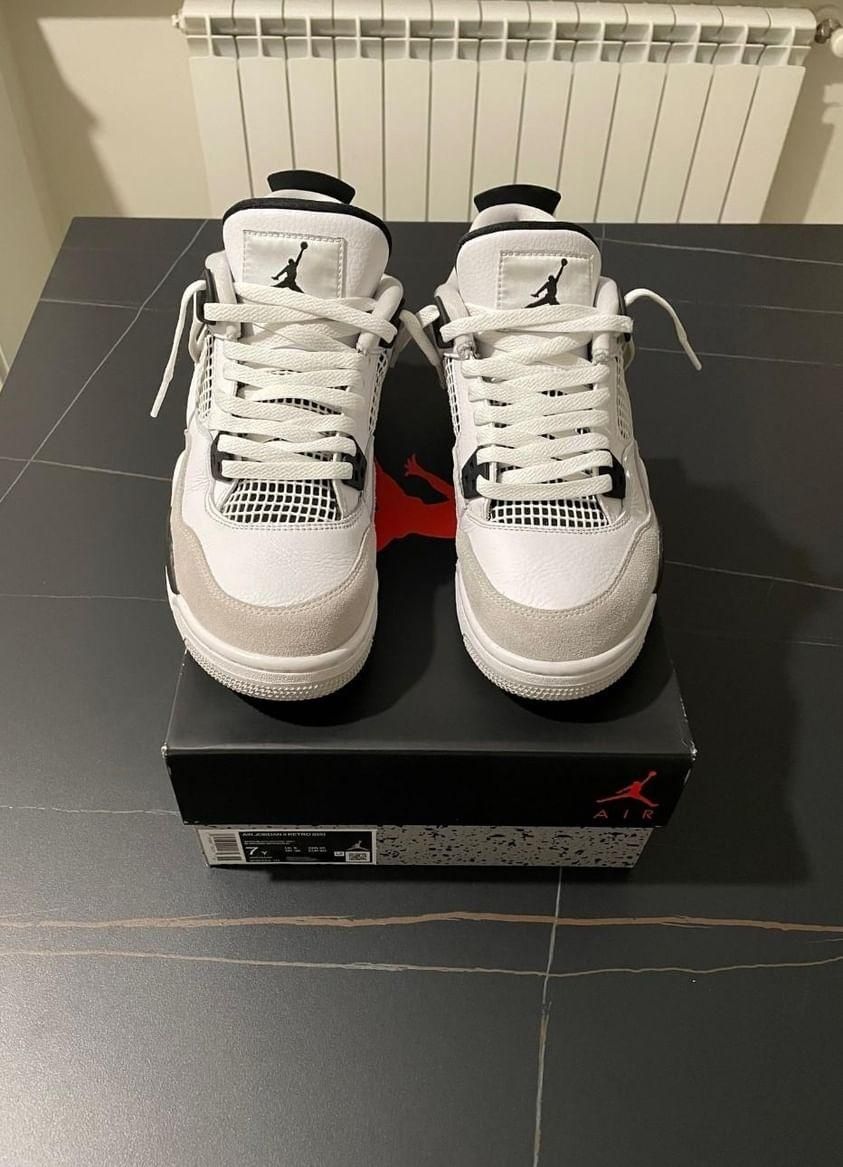 Jordan 4 Retrô nike