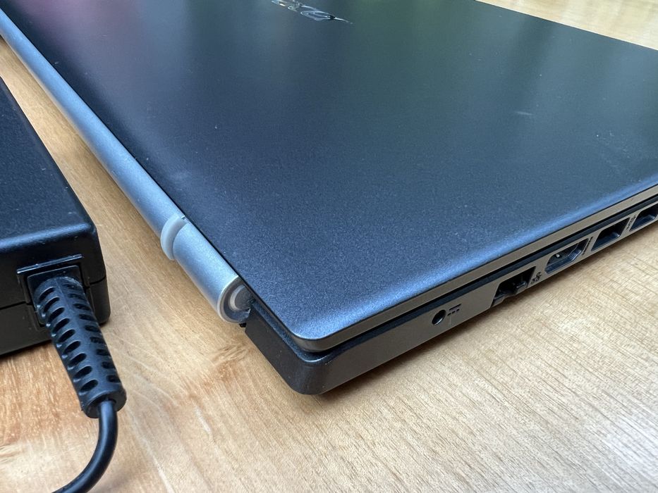 Laptop Acer Extensa 15 - Intel Core i3, 8 GB / 512 GB - stan idealny