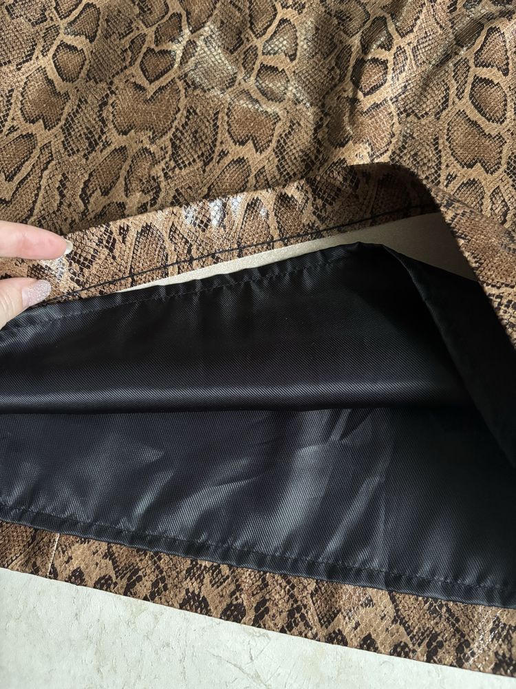 Спідниця zara з екошкіри, юбка