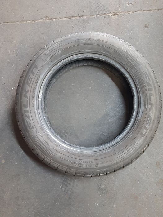 Opona 175/65R14 82T Falken Sincera SN110